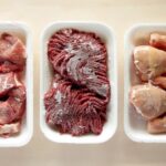 Come scongelare correttamente la carne cruda
